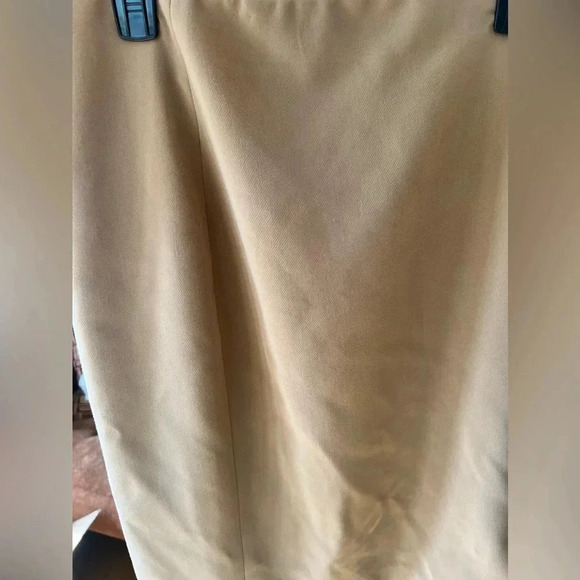 Ann Taylor - Skirt - Picture 8 of 9